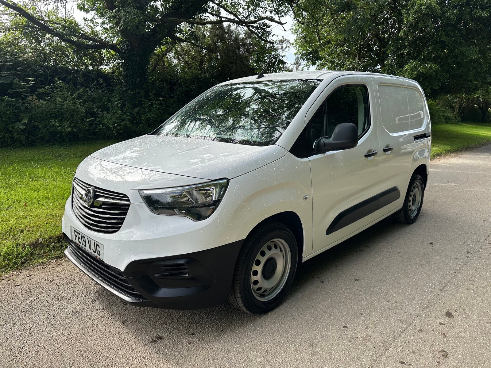 vehicle-thumb-image