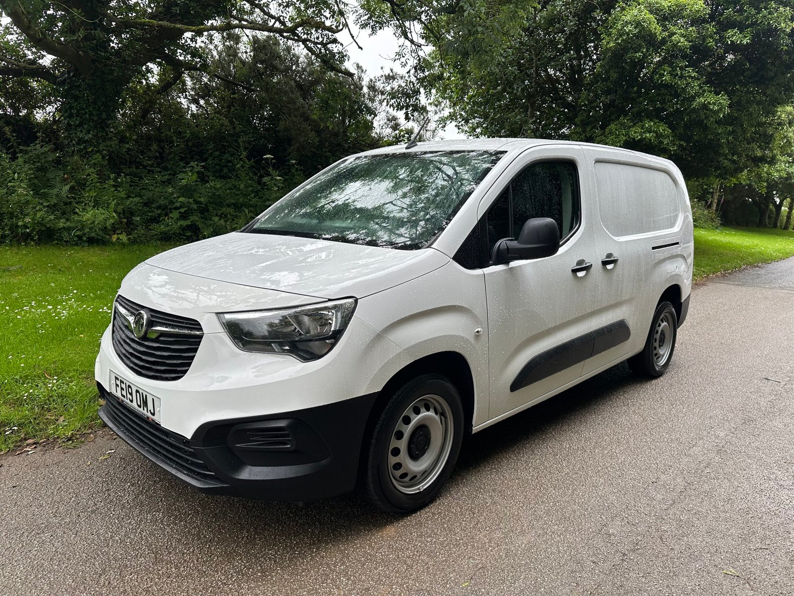 vehicle-thumb-image