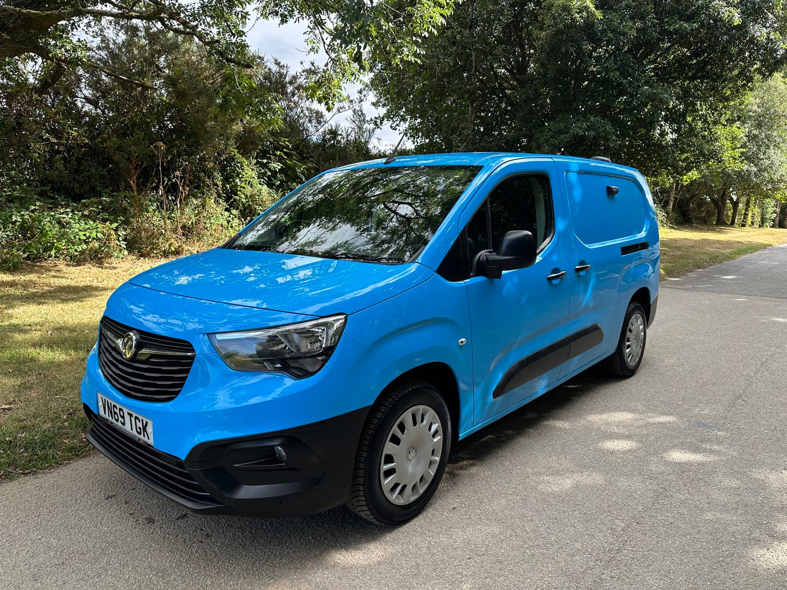 vehicle-thumb-image